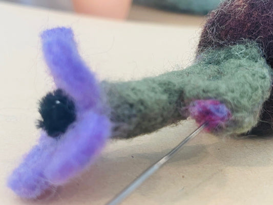 What Size Felting Needles Are Best for Felting?