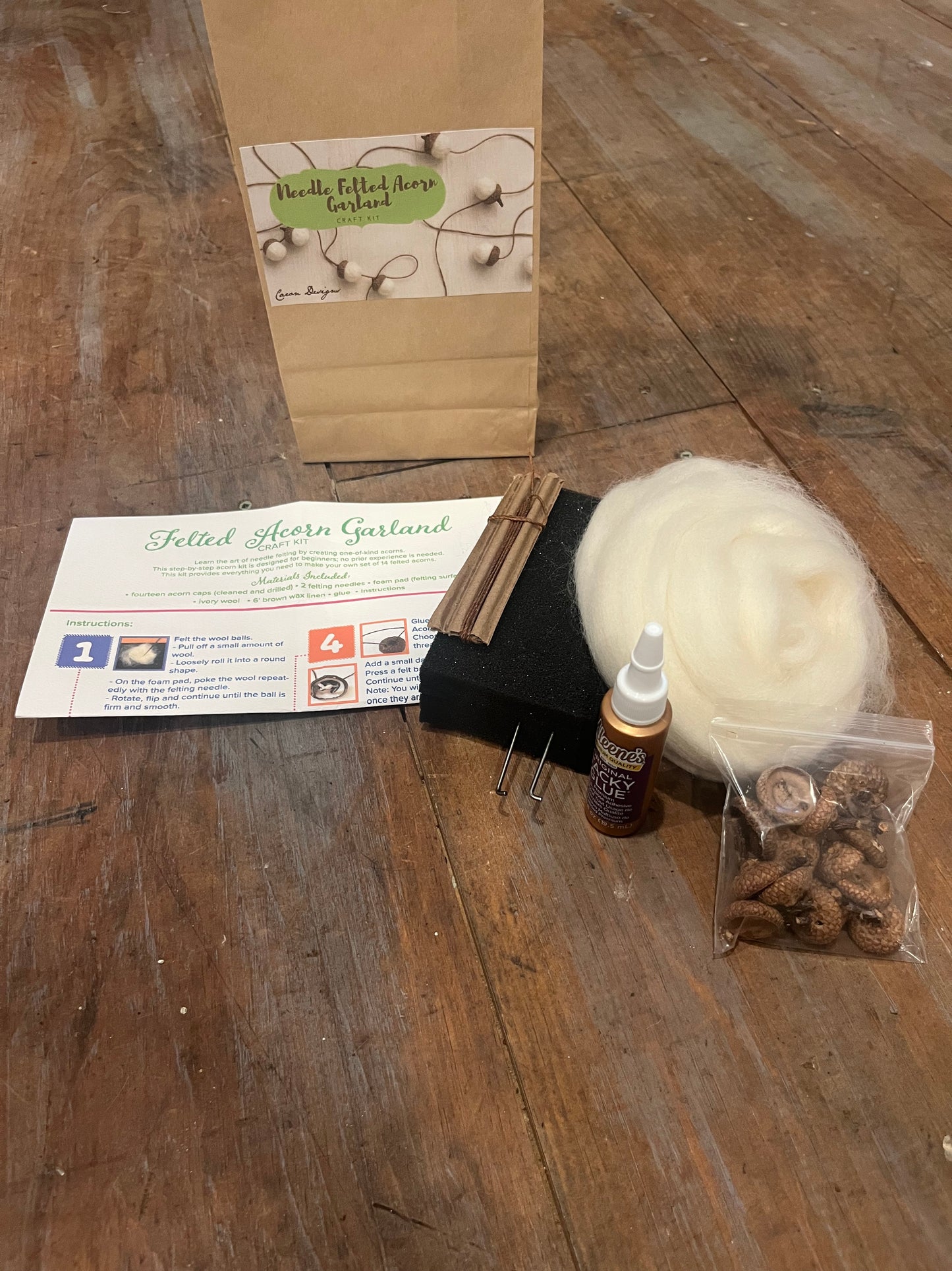 Needle Felting Acorn Garland Kit – Beginner Craft Kit with Ivory Wool for Kids & Adults