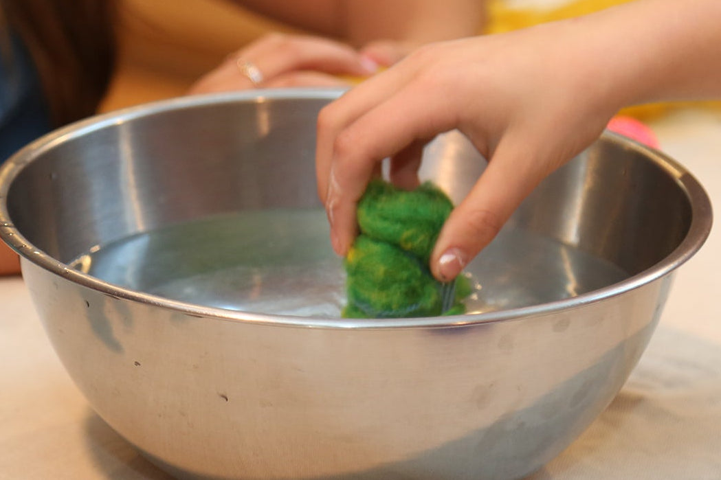 Felted Cat Toys Craft Kit – Make Two Adorable Toys for Your Furry Friend!