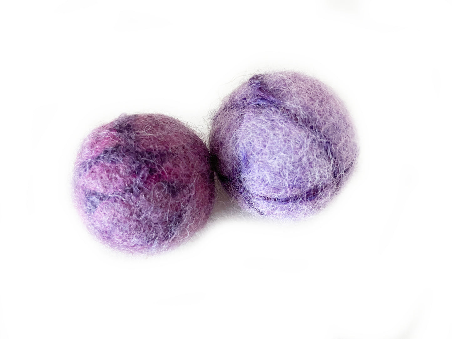 Felted Cat Toys Craft Kit – Make Two Adorable Toys for Your Furry Friend!